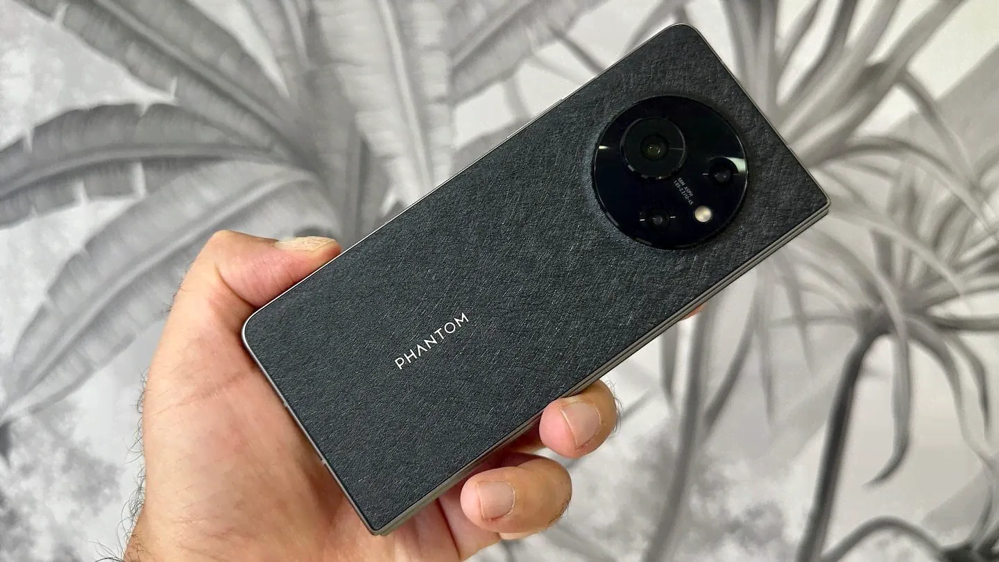 Tecno Phantom V2 Fold (2024)